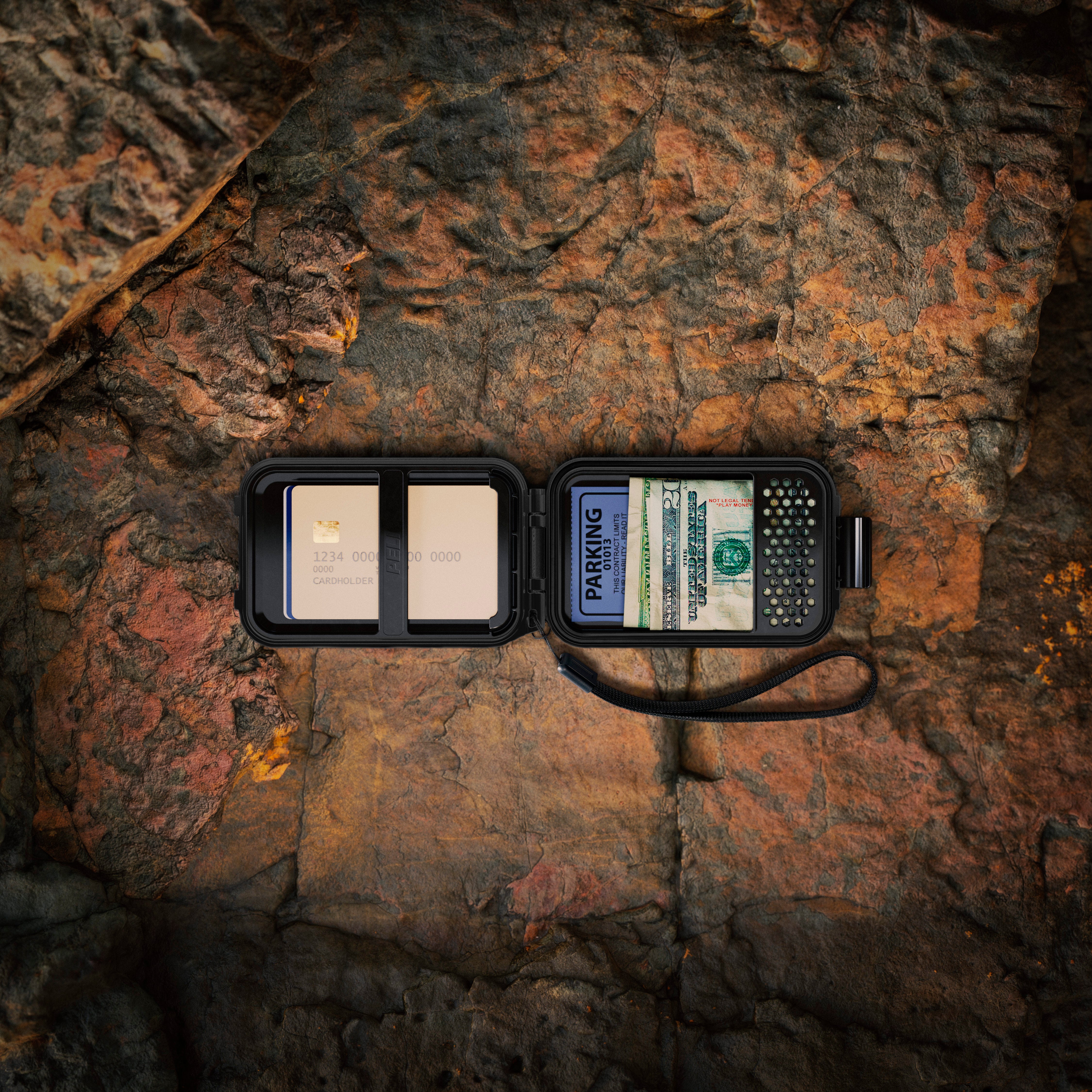 Peli™ G5 Personal Utility RF Field Wallet