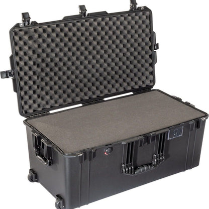 Peli™ Air 1646